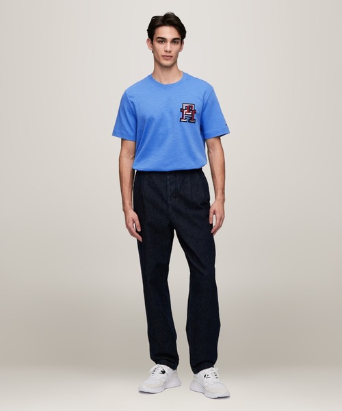 TOMMY HILFIGER(トミーヒルフィガー)の「モノグラムバッヂTシャツ(Tシャツ/カットソー・メンズ・ブルー/アイボリー/ブルー系その他・X-LARGE/SMALL/MEDIUM/LARGE)」の6枚目の写真