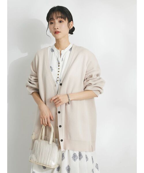 CRAFT STANDARD BOUTIQUE（クラフトスタンダードブティック）の「VネックBIGシルエットカーディガン（カーディガン/ボレロ・レディース・グレー/アイボリー/ブラック/レッド・FREE）」の9枚目の写真