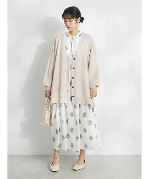 CRAFT STANDARD BOUTIQUE（クラフトスタンダードブティック）の「VネックBIGシルエットカーディガン（カーディガン/ボレロ・レディース・グレー/アイボリー/ブラック/レッド・FREE）」の15枚目の写真