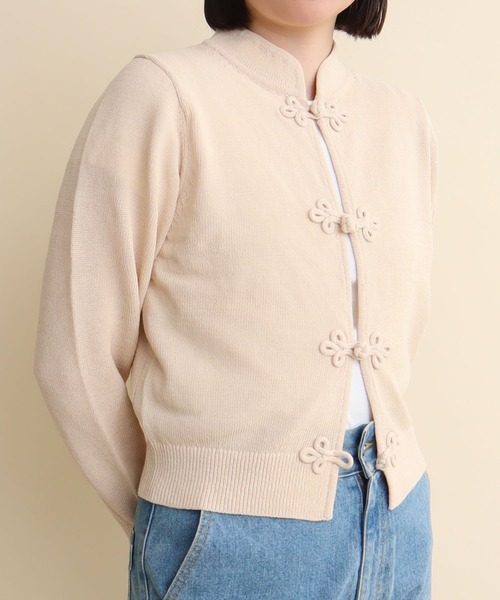 I am I in fact...(アイアムアイインファクト)の「C/Ny 華釦 カーディガン 2024(カーディガン/ボレロ・レディース・ベージュ/ブラック・FREE)」の7枚目の写真