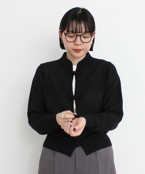 I am I in fact...(アイアムアイインファクト)の「C/Ny 華釦 カーディガン 2024(カーディガン/ボレロ・レディース・ベージュ/ブラック・FREE)」の12枚目の写真