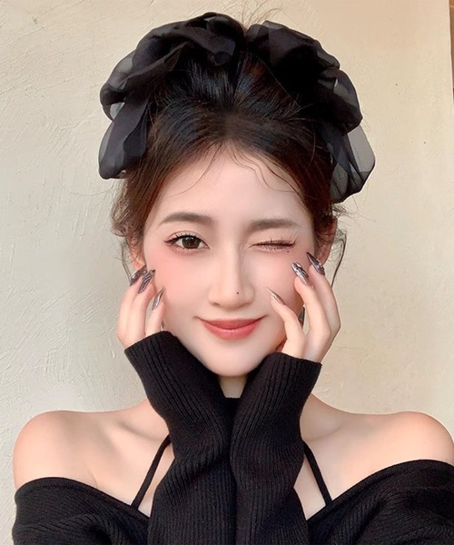 SHEPP（シープ）の「ビッグシフォンリボンヘアクリップ（バレッタ/ヘアクリップ・レディース・グレー/ブラック/アイボリー/ホワイト/ピンク・FREE）」の8枚目の写真