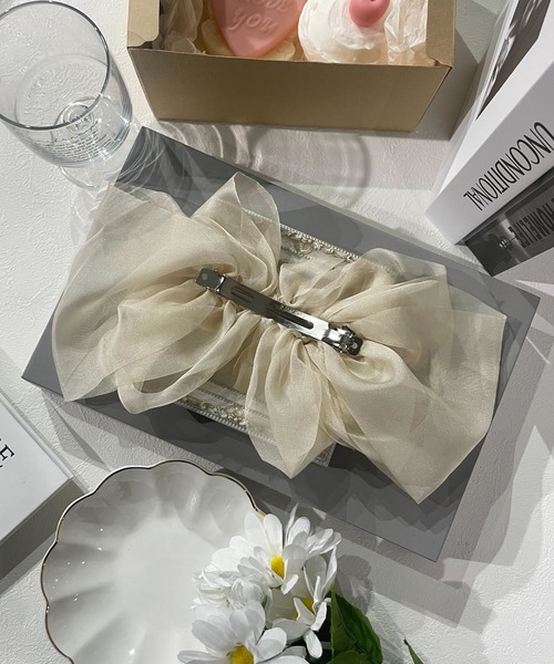 SHEPP（シープ）の「ビッグシフォンリボンヘアクリップ（バレッタ/ヘアクリップ・レディース・グレー/ブラック/アイボリー/ホワイト/ピンク・FREE）」の19枚目の写真