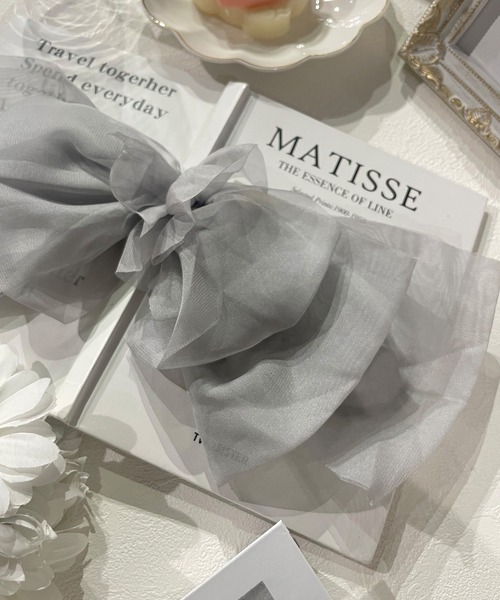 SHEPP（シープ）の「ビッグシフォンリボンヘアクリップ（バレッタ/ヘアクリップ・レディース・グレー/ブラック/アイボリー/ホワイト/ピンク・FREE）」の16枚目の写真