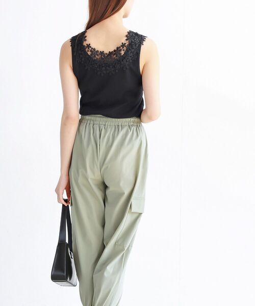 rps（アールピーエス）の「フラワーモチーフレースタンクトップ（タンクトップ・レディース・ブラック/グレイッシュベージュ/オフホワイト・M/L）」の6枚目の写真