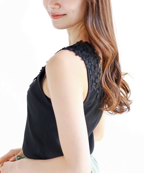 rps（アールピーエス）の「フラワーモチーフレースタンクトップ（タンクトップ・レディース・ブラック/グレイッシュベージュ/オフホワイト・M/L）」の9枚目の写真