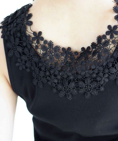 rps（アールピーエス）の「フラワーモチーフレースタンクトップ（タンクトップ・レディース・ブラック/グレイッシュベージュ/オフホワイト・M/L）」の12枚目の写真