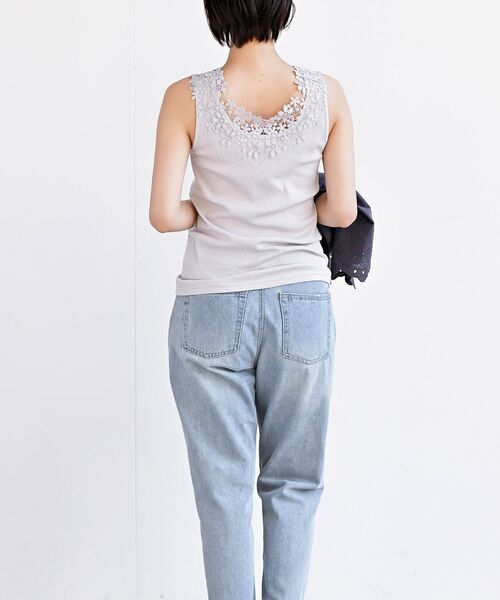 rps（アールピーエス）の「フラワーモチーフレースタンクトップ（タンクトップ・レディース・ブラック/グレイッシュベージュ/オフホワイト・M/L）」の17枚目の写真