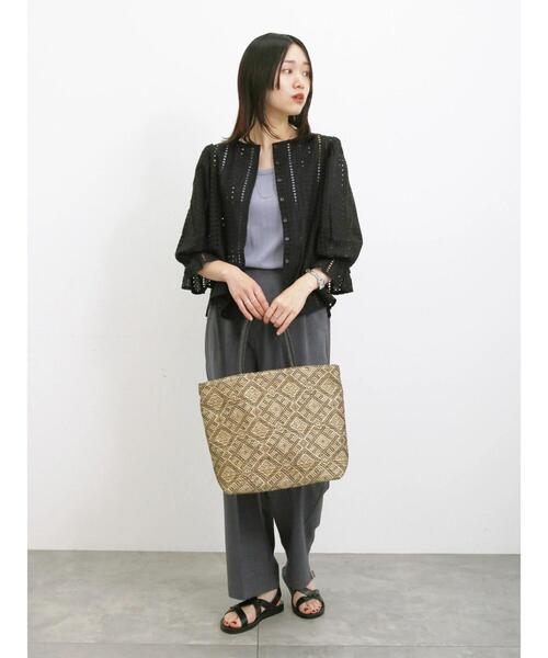 Samansa Mos2 blue（サマンサモスモスブルー）の「前後2wayカットワークレースブラウス（シャツ/ブラウス・レディース・グリーン/オフホワイト/ブラック・F）」の15枚目の写真