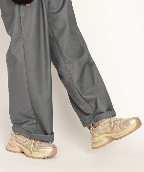 SVEC（シュベック）の「厚底スニーカー / レースアップ ローカット（スニーカー・レディース・ゴールド/シルバー・Lsize/Msize/Ssize）」の4枚目の写真