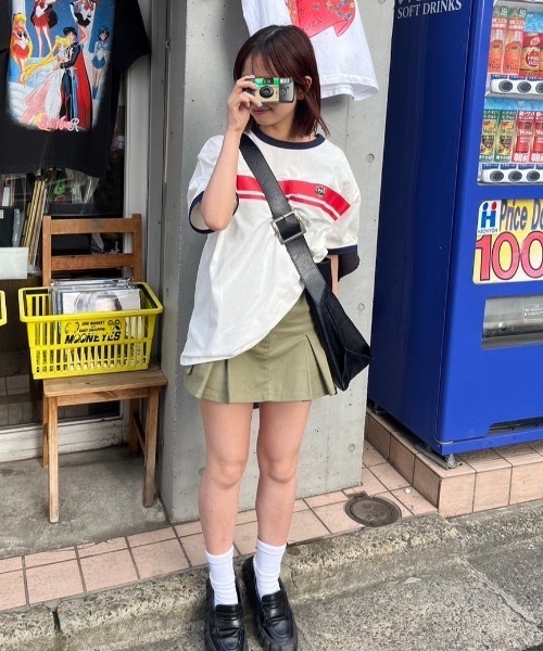 nemne store（ネンネストア）の「【サイズアソート(クロップドサイズ有り)】アソートリンガーTシャツ（Tシャツ/カットソー・レディース・ホワイト系3/オートミール/ホワイト系2/ホワイト系/イエロー/レッド/ライトブルー/ネイビー系2/ネイビー系・MEDIUM/LARGE/SMALL）」の16枚目の写真