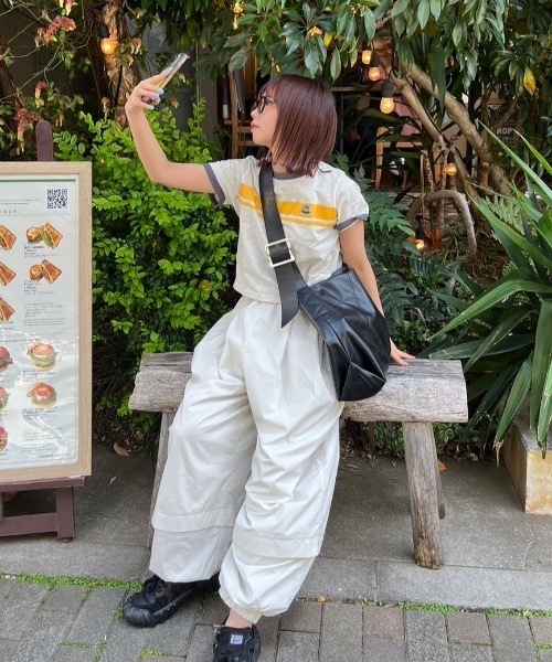 nemne store（ネンネストア）の「【サイズアソート(クロップドサイズ有り)】アソートリンガーTシャツ（Tシャツ/カットソー・レディース・ホワイト系3/オートミール/ホワイト系2/ホワイト系/イエロー/レッド/ライトブルー/ネイビー系2/ネイビー系・MEDIUM/LARGE/SMALL）」の21枚目の写真