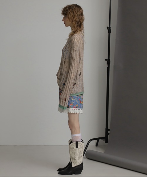 CREOLME(クレオルム)の「(CREOLME)ダメージシアーニット(ニット/セーター・レディース・ベージュ/ネイビー・FREE)」の4枚目の写真