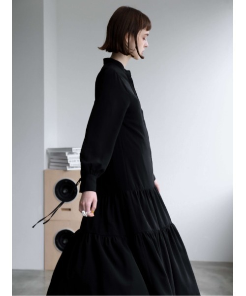 Katrin TOKYO（カトリーントーキョー）の「band collar tiered onepiece（ワンピース・レディース・ブラック/ブラウン・FREE）」の10枚目の写真