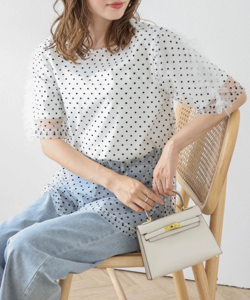 AMELY（エミリー）の「ドットチュールレイヤードTシャツ（Tシャツ/カットソー・レディース・ネイビー/ホワイト/ブラック/ベージュ・フリー）」の13枚目の写真