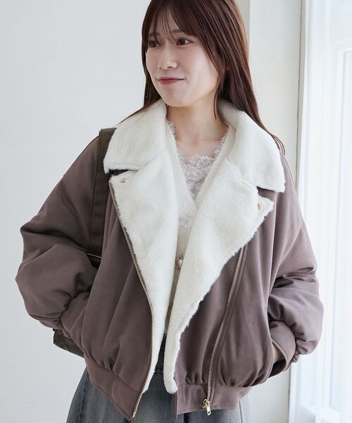 MAJESTIC LEGON（マジェスティックレゴン）の「ふわふわボリュームライダース（ブルゾン・レディース・ブラウン/アイボリー・SMALL/MEDIUM）」の17枚目の写真