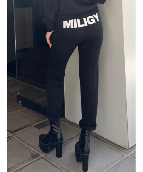 GYDA（ジェイダ）の「MILIGYスウェットパンツ（スウェットパンツ・レディース・ブラック/ライトグレー・FREE）」の2枚目の写真