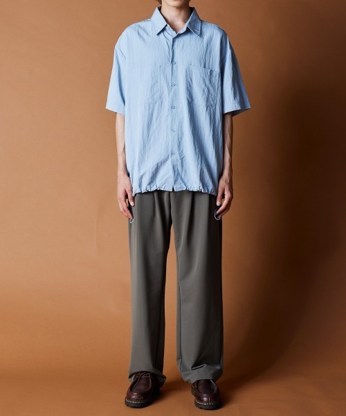 rehacer(レアセル)の「R. : Rayon Drawcord S/S Loose Shirt(シャツ/ブラウス・メンズ・チャコールグレー/ブルー・MEDIUM/LARGE/X-LARGE)」の3枚目の写真