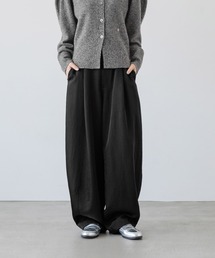 yuw | タックバルーンパンツ　150965(その他パンツ)