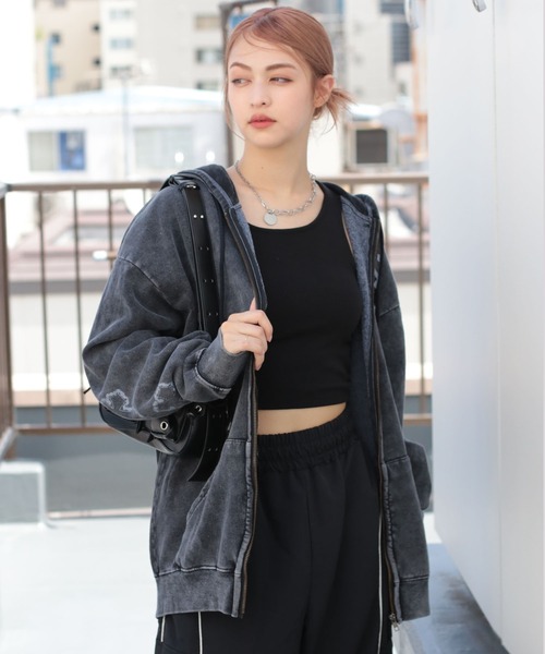 SPINNS（スピンズ）の「グランジ/裏起毛であったか！ジップパーカー クロス（スウェット・メンズ・ブラック/ブラック系その他・ONESIZE）」の17枚目の写真