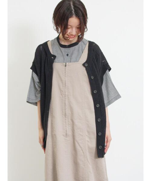 Samansa Mos2（サマンサ モスモス）の「テープヤーン前後2WAYベスト（ベスト・レディース・オレンジ/マスタード/ブラック/キナリ/モカ・F）」の2枚目の写真