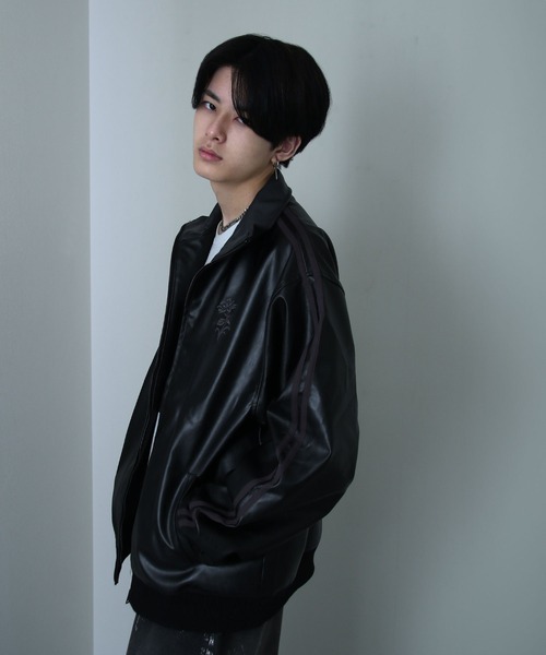 セール】薔薇 刺繍 ライン フェイク レザージャケット（ブルゾン