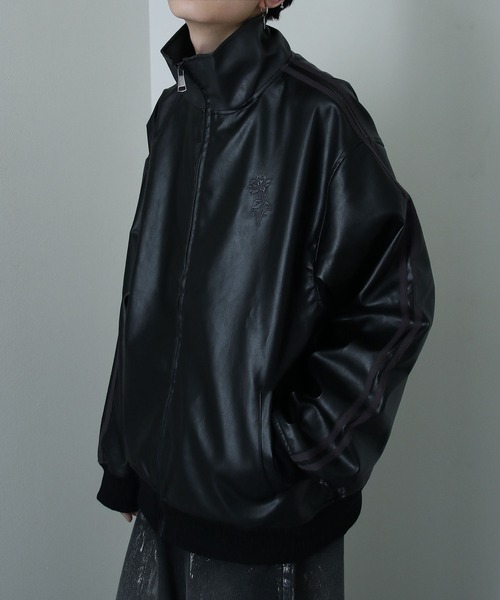 NILWAY（ニルウェイ）の「薔薇 刺繍 ライン フェイク レザージャケット（ブルゾン・メンズ・グレー系/ブラック系・MEDIUM/LARGE）」の15枚目の写真