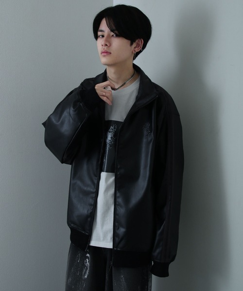 NILWAY（ニルウェイ）の「薔薇 刺繍 ライン フェイク レザージャケット（ブルゾン・メンズ・グレー系/ブラック系・MEDIUM/LARGE）」の22枚目の写真