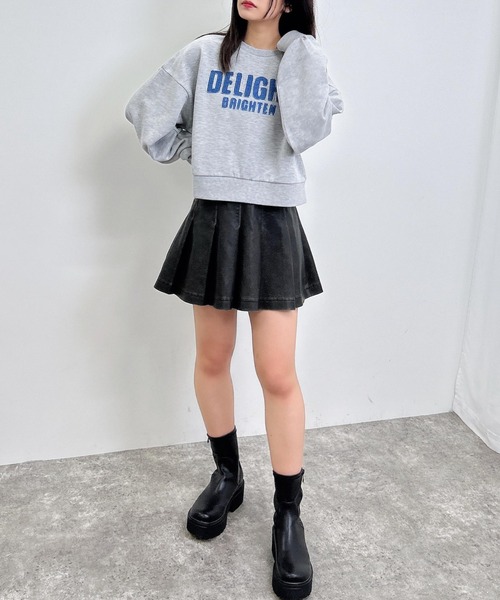 INGNI(イング)の「デニム貼付スウェットショートトップス(スウェット・レディース・ブラウン/ブラック/オートミール/杢グレー・M)」の22枚目の写真