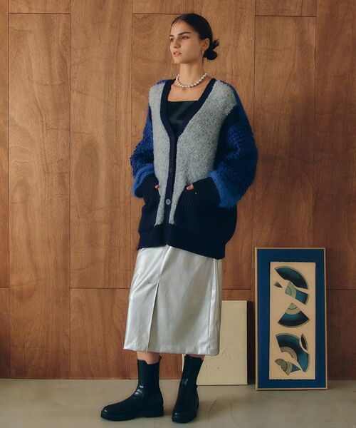 Editt by YECCA VECCA（エディットバイイェッカヴェッカ）の「ブロッキングMIX編みカーディガン（カーディガン/ボレロ・レディース・グレー/ブルー・FREE）」の14枚目の写真