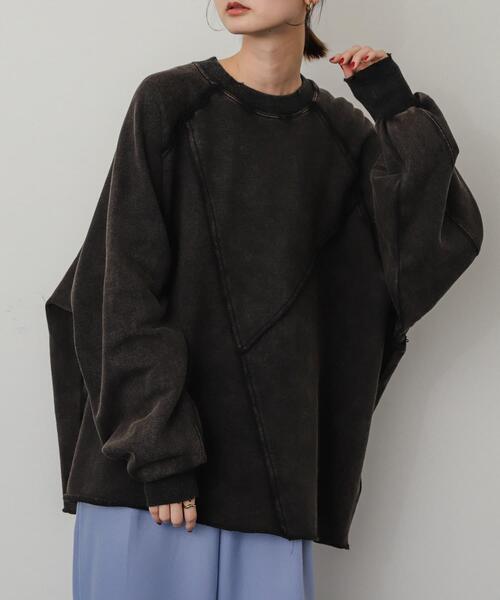 SENSE OF PLACE by URBAN RESEARCH(センスオブプレイスバイアーバンリサーチ)の「ヴィンテージルーズスウェット(Tシャツ/カットソー・レディース・レッド/ブラック/グレー・ONE)」の2枚目の写真