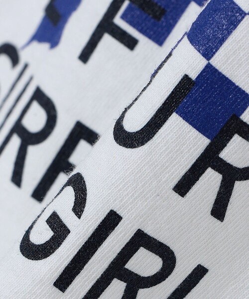 THE DAY ON THE BEACH（ザデイオンザビーチ）の「【SHIPS別注】THE DAY ON THE BEACH: フォト プリント Tシャツ（Tシャツ/カットソー・メンズ・ブルー/ピンク・X-LARGE/LARGE/MEDIUM）」の4枚目の写真