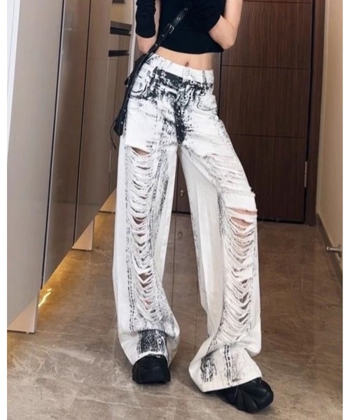 FUNdaysion(ファンデイション)の「トリックプリントクラッシュダメージワイドパンツ(デニムパンツ・レディース・ホワイト・S/M/L)」の10枚目の写真