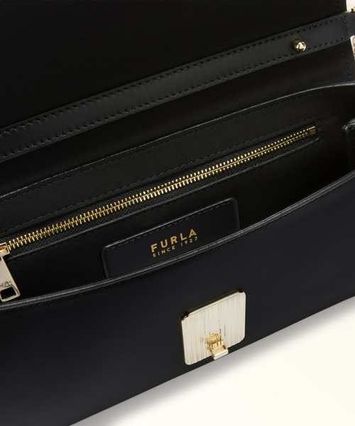 FURLA（フルラ）の「FURLA MERIDIANA M CROSSBODY（ショルダーバッグ・レディース・ブラック/オリーブ・ONE SIZE）」の9枚目の写真