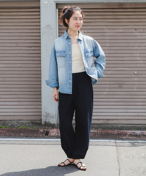 B:MING by BEAMS(ビーミングバイビームス)の「デニムシャツ(S~M)(シャツ/ブラウス・レディース・インディゴブルー/ライトブルー・SMALL/MEDIUM)」の9枚目の写真