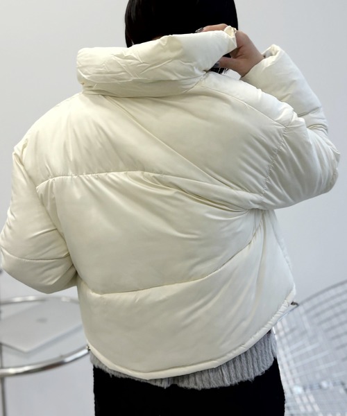 ボリュームショート丈フェイクダウンジャケット（ダウンジャケット