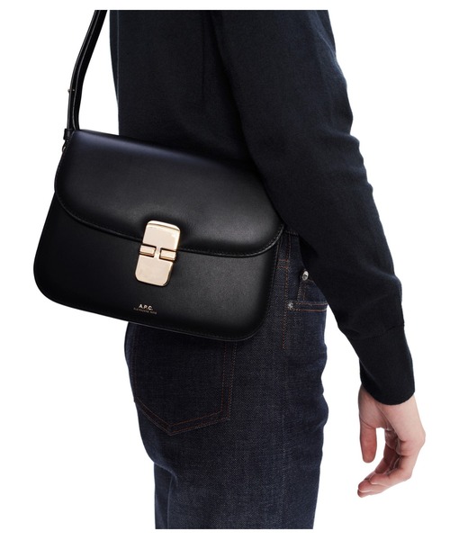 A.P.C.（アーペーセー）の「SAC GRACE（ショルダーバッグ・メンズ・ブラック・ONESIZE）」の4枚目の写真
