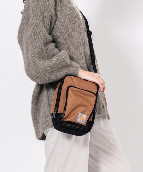 Carhartt(カーハート)の「【CARHARTT】ショルダーバッグ(ショルダーバッグ・レディース・ブラウン/ブラック・FREE)」の22枚目の写真