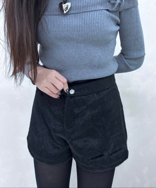 ipugo(イプゴ)の「ipugo/イプゴ シャギーショートパンツ(その他パンツ・レディース・ホワイト/ブラック・S/M)」の12枚目の写真