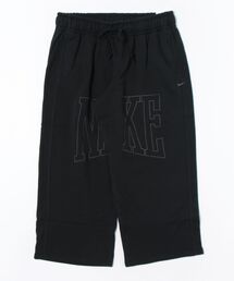 NIKE ナイキ　半端丈スカート　バックスリットファスナー　ブラック NIKE ナイキ 半端丈スカート バックスリットファスナー ブラック