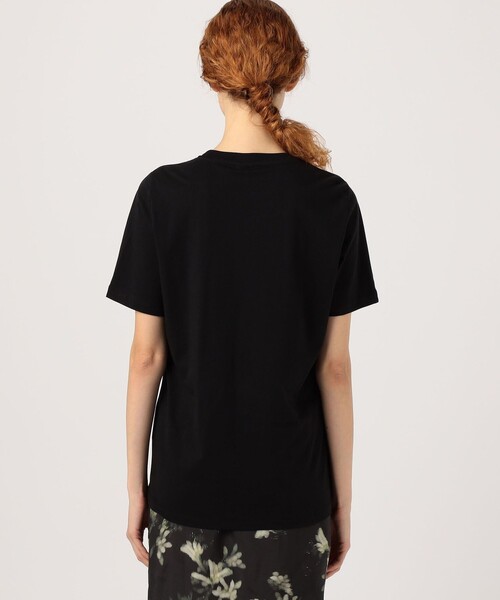 BAUM UND PFERDGARTEN(バウムウンドヘルガーデン)の「BAUM UND PFERDGARTEN コサージュTシャツ(Tシャツ/カットソー・レディース・ブラック/ホワイト・S)」の6枚目の写真