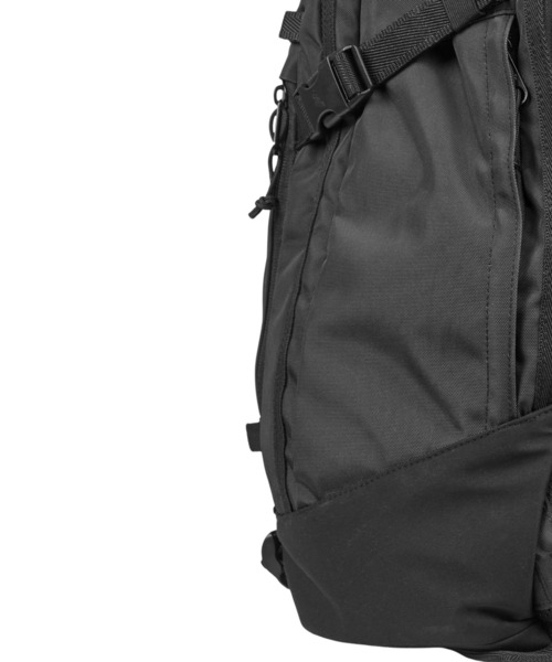 NEW BALANCE（ニューバランス）の「Athletics Advance バックパック（バックパック/リュック・メンズ・ブラック/アイボリー・ONE SIZE）」の13枚目の写真