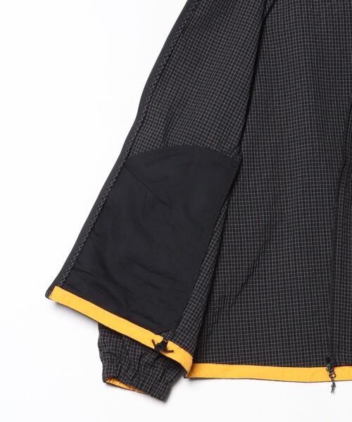 WILD THINGS（ワイルドシングス）の「ゲッコーライトパーカー│GECKO LIGHT PARKA（パーカー・メンズ・グレー/モスグリーン/オレンジ/ブラック・M/L/XL/S）」の16枚目の写真