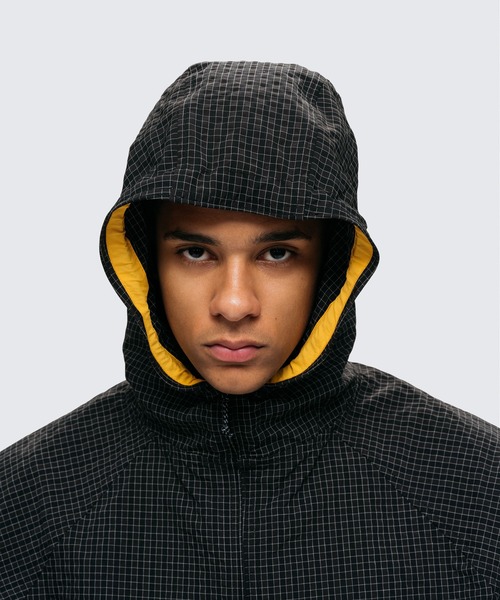 WILD THINGS（ワイルドシングス）の「ゲッコーライトパーカー│GECKO LIGHT PARKA（パーカー・メンズ・グレー/モスグリーン/オレンジ/ブラック・M/L/XL/S）」の7枚目の写真