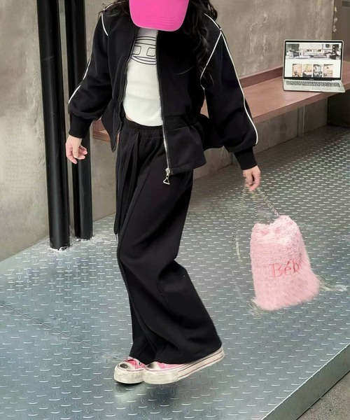 aimoha（アイモハ）の「【aimoha KIDS】スポーティセットアップ（セットアップ・キッズ・ベージュ/ブラック/グレー・150/140/130/120/110）」の17枚目の写真