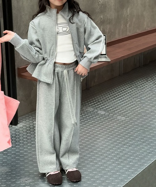 aimoha（アイモハ）の「【aimoha KIDS】スポーティセットアップ（セットアップ・キッズ・ベージュ/ブラック/グレー・150/140/130/120/110）」の13枚目の写真