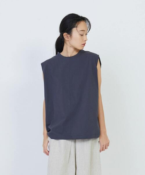 LOISIR（ロワズィール）の「コットン天竺ノースリーブプルオーバー（Tシャツ/カットソー・レディース・オフホワイト/チャコールグレー/ピンク・FREE）」の3枚目の写真