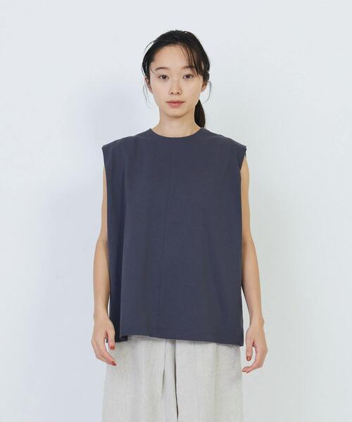 LOISIR（ロワズィール）の「コットン天竺ノースリーブプルオーバー（Tシャツ/カットソー・レディース・オフホワイト/チャコールグレー/ピンク・FREE）」の9枚目の写真