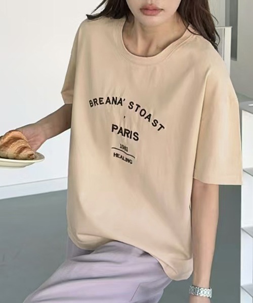 LOWO(ロワ)の「【綿100%使用】ロゴプリントシンプルTシャツ(Tシャツ/カットソー・レディース・ブラウン/ホワイト/グレー/ベージュ/ブラック・FREE)」の2枚目の写真