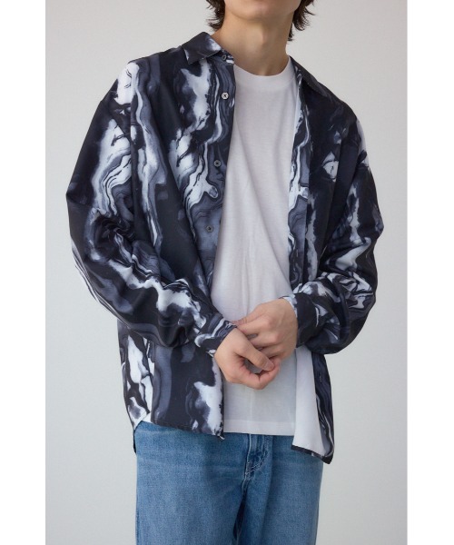 AZUL by moussy(アズールバイマウジー)の「ポリエステルスエードジェネラルシャツ(シャツ/ブラウス・メンズ・ベージュ系その他/ブルー系その他/グレー系その他/ブラック系その他・MEDIUM/LARGE)」の2枚目の写真